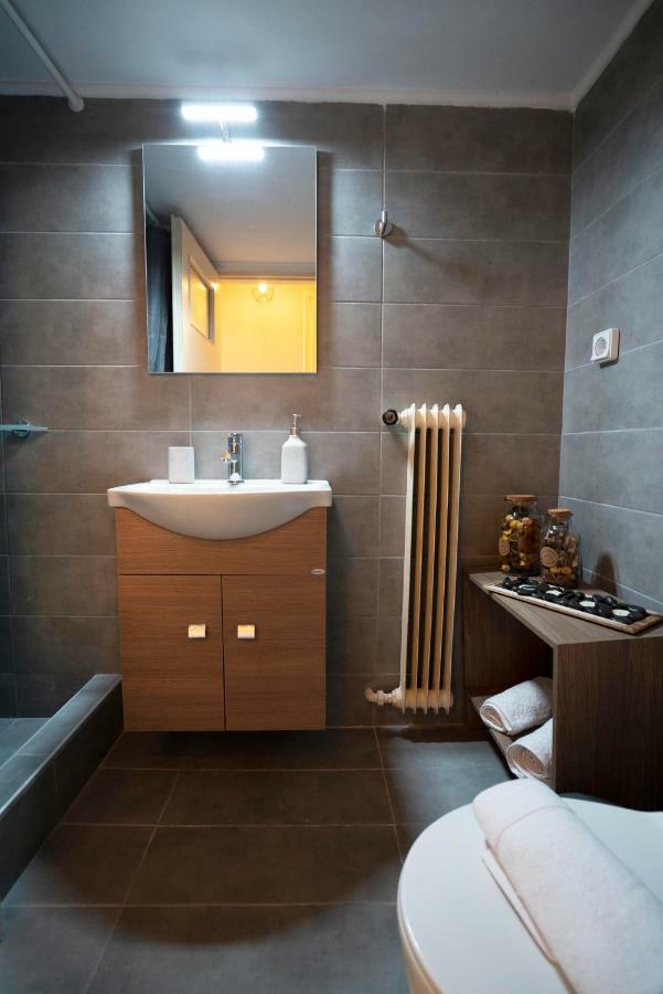 Cozy Apt Next To Metro And Close To Acropolis! Athén Kültér fotó